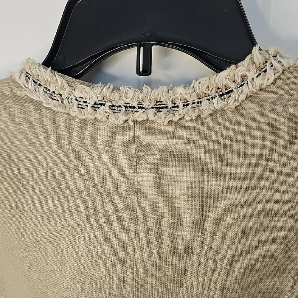 VENUS Women's Beige Blazer with‎ Cream Accents